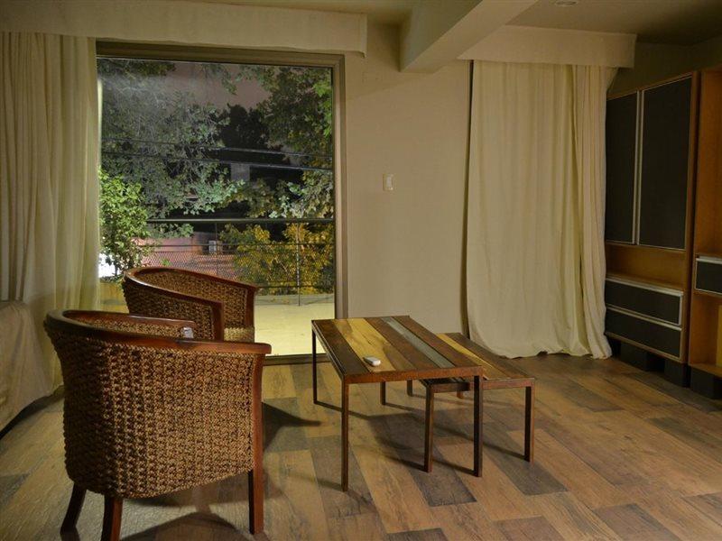Plaza Paradiso Petit Hotel Чакрас де Кория Екстериор снимка