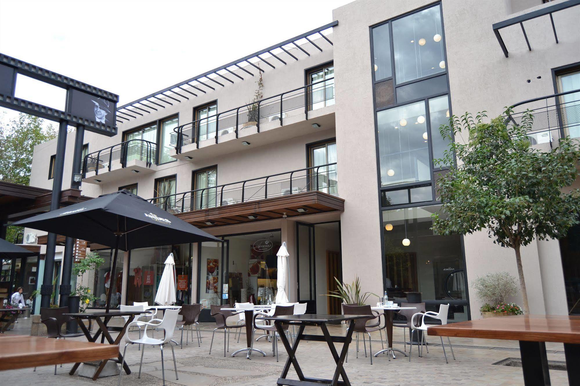 Plaza Paradiso Petit Hotel Чакрас де Кория Екстериор снимка
